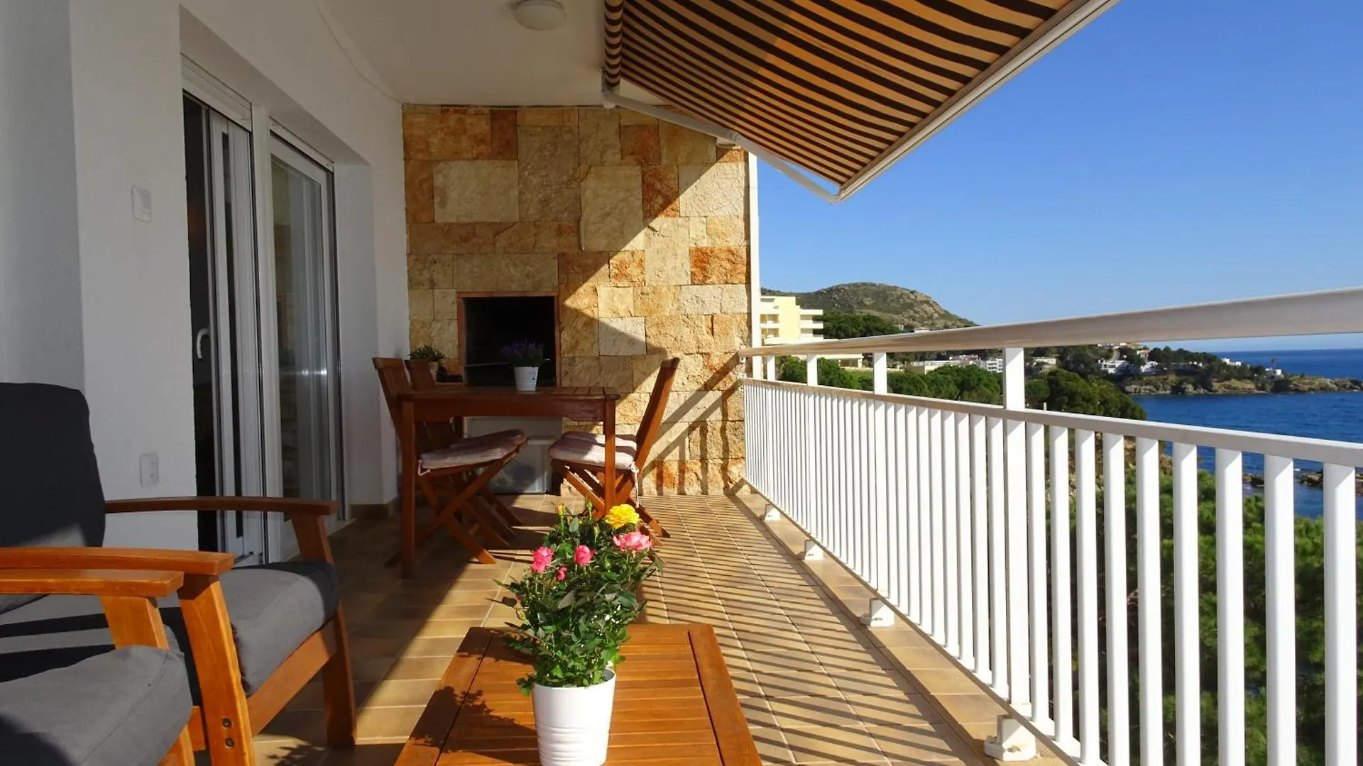 Διαμέρισμα Apartament Belvedere Ρόζες